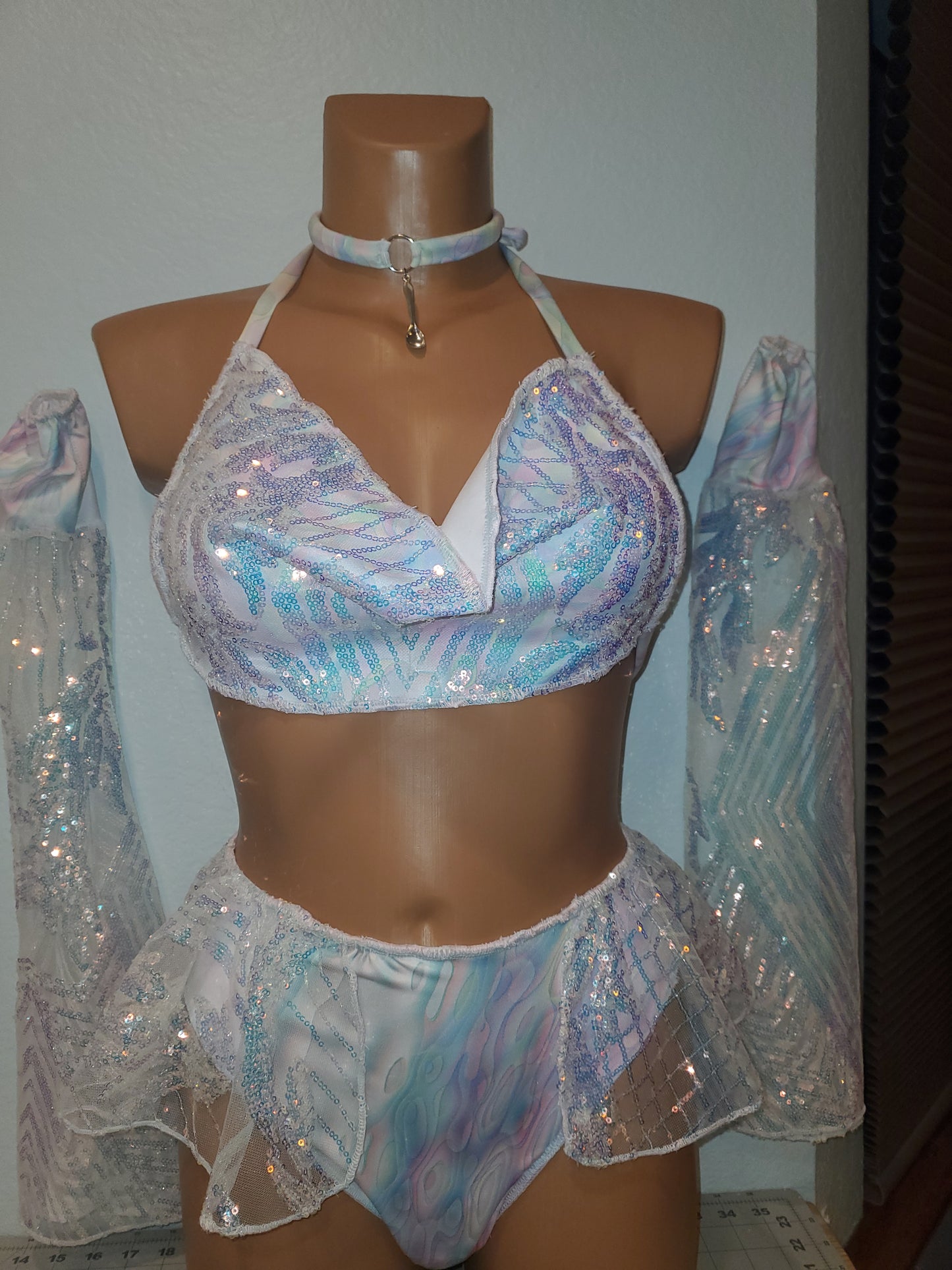 Oil Slick Fae  Piece Set